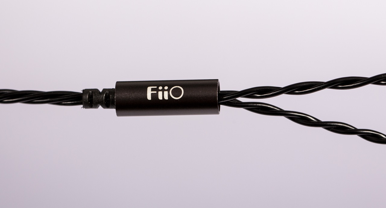 FiiO F9 Balanced (1 of 1)-7